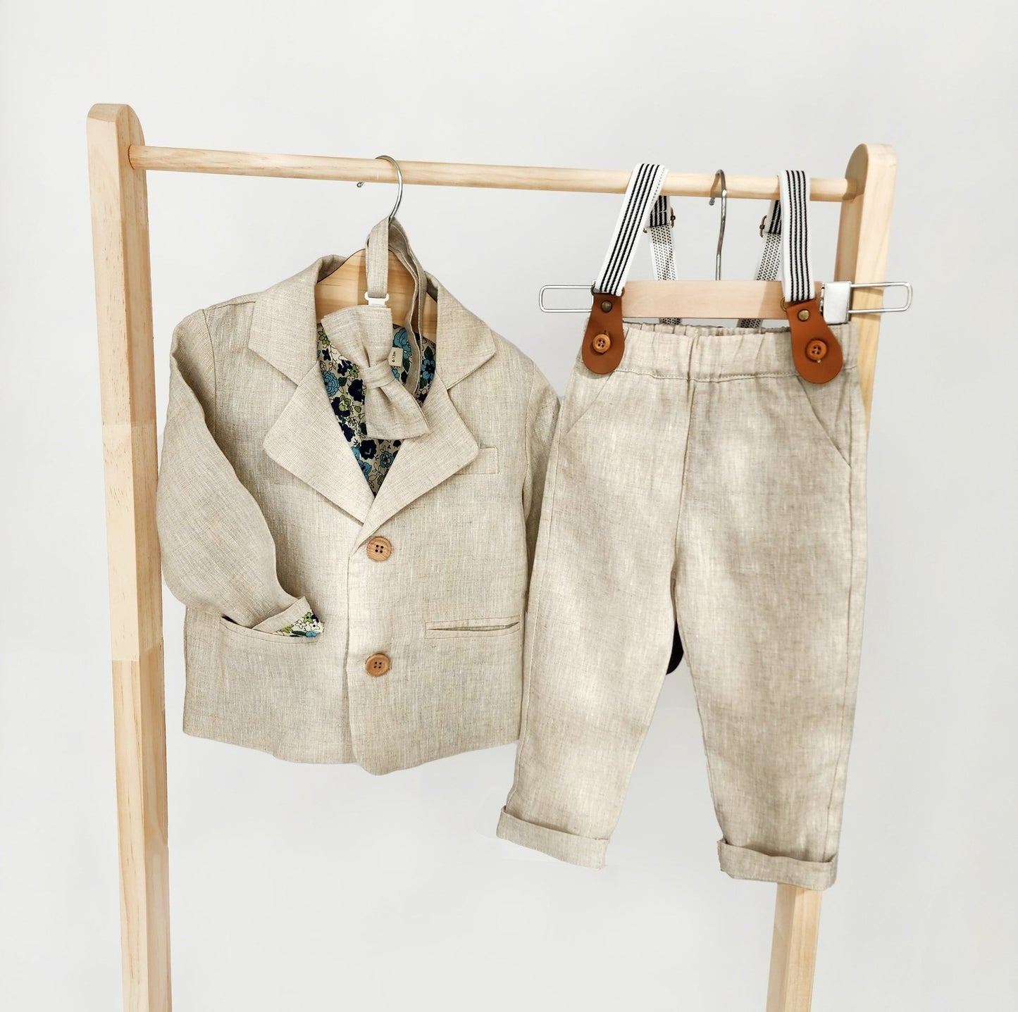 DAPPER DAYS 4 PIECE SUIT SET