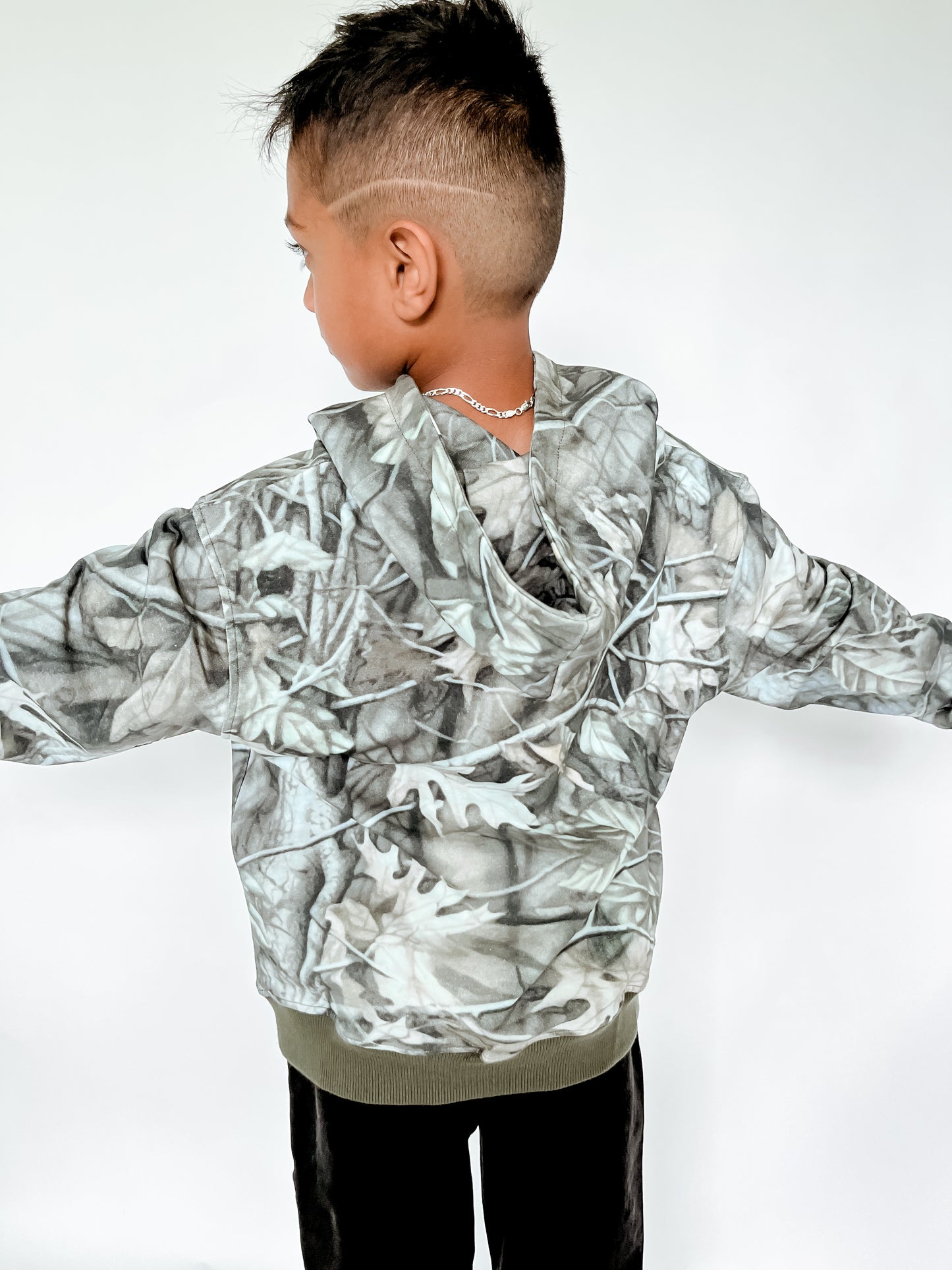IN THE WILD HOODIE
