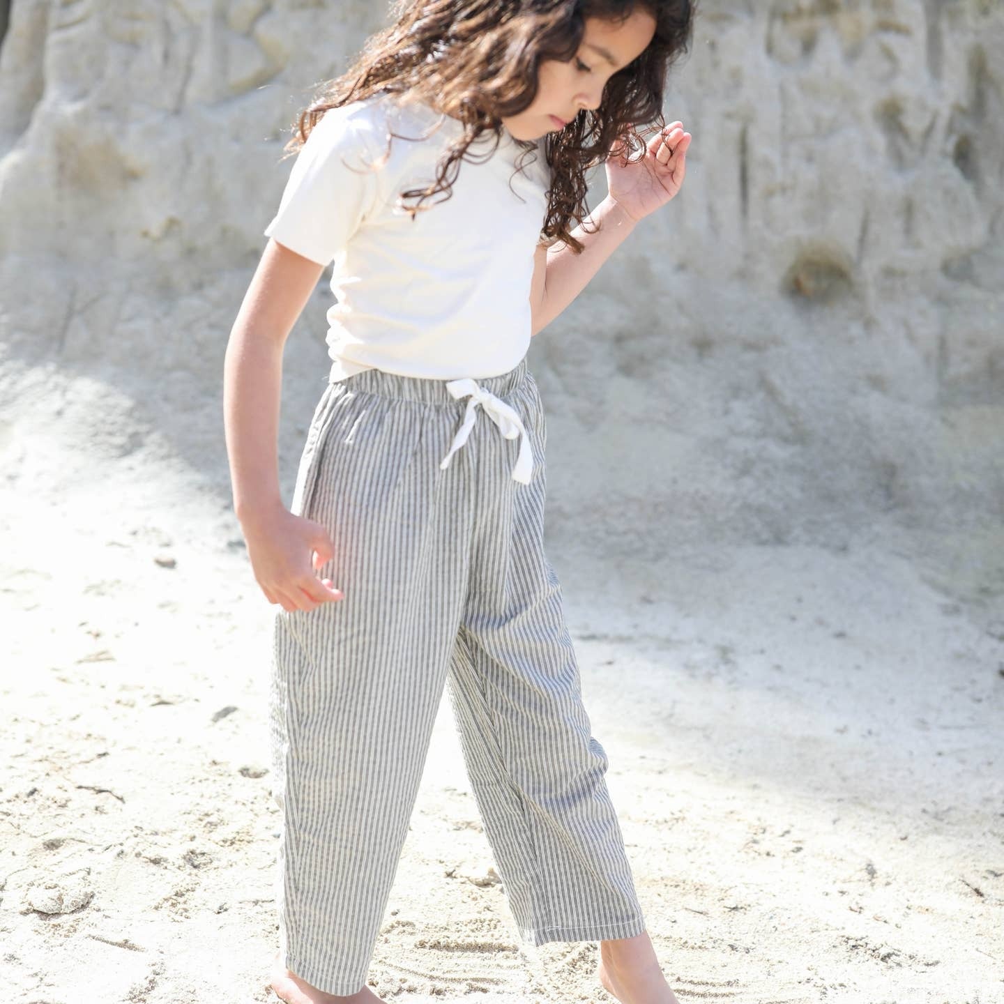 SEASIDE STRIPES ANKLE PANTS