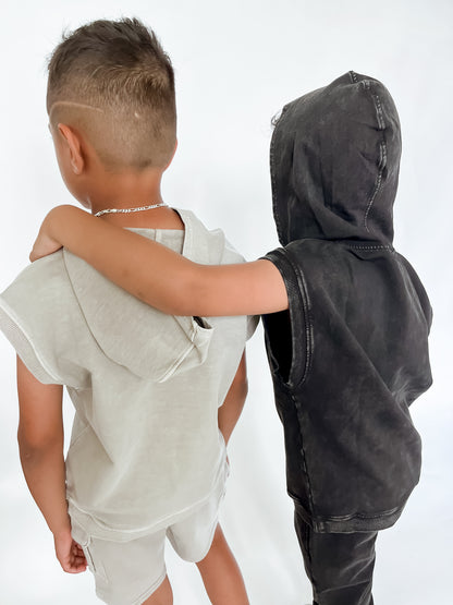 OFF DUTY SLEEVELESS WASHED HOODIE